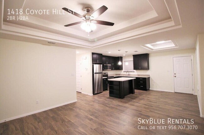 Building Photo - 1418 Coyote Hill St
