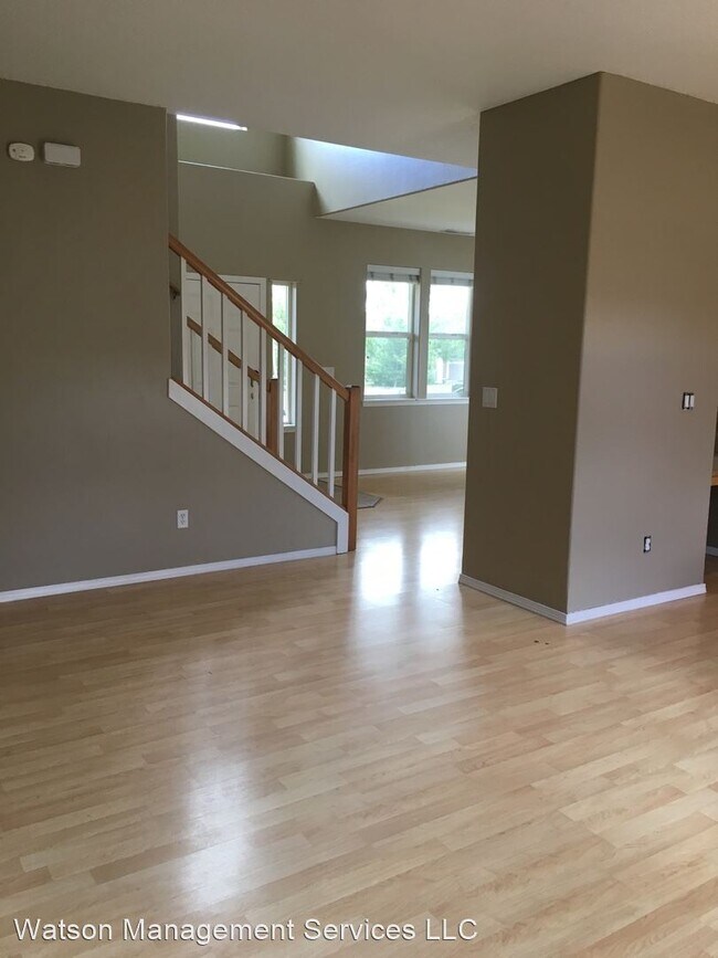Foto del edificio - 4 br, 2.5 bath House - 736 Cameron St. NE