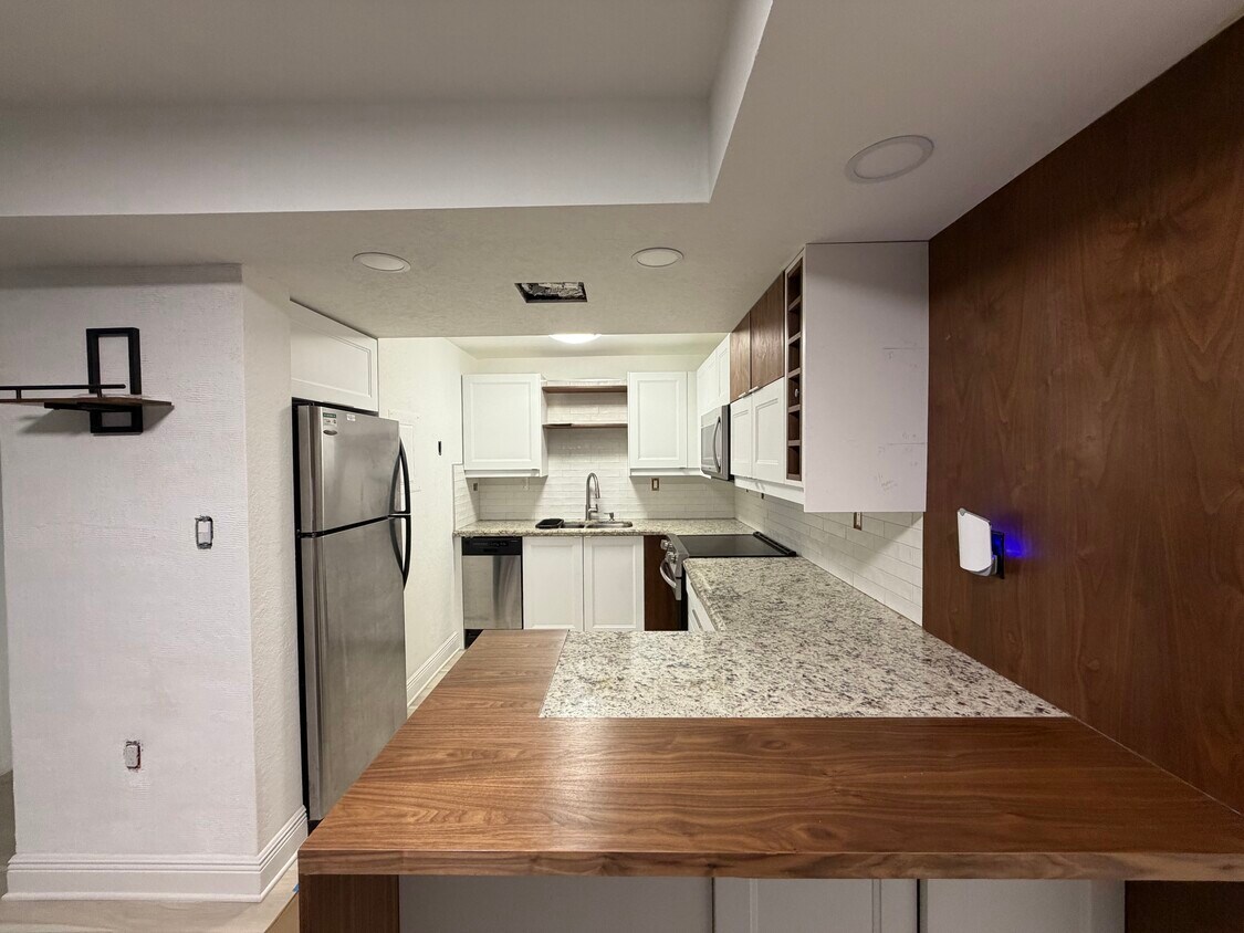 Foto del edificio - 1720 NW North River Dr