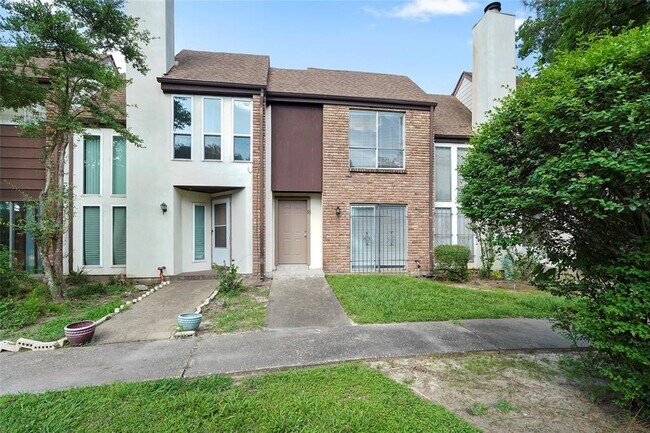 Building Photo - 17210 Imperial Valley Dr