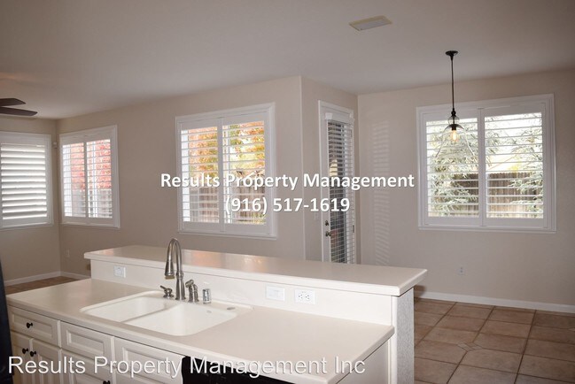 Building Photo - 4 br, 3 bath House - 109 Clydesdale Way