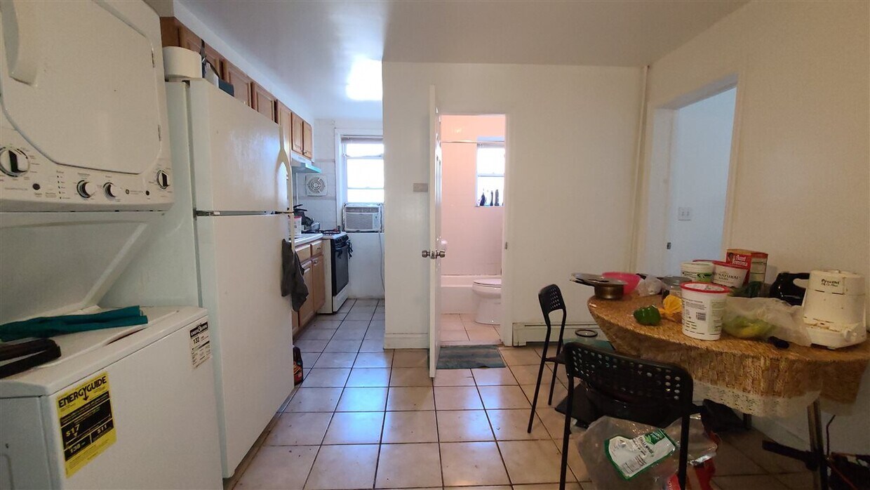 Primary Photo - 58 Tuers Ave