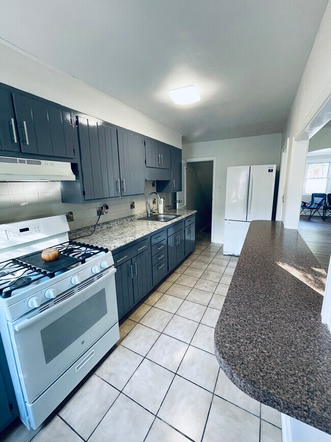 Foto del edificio - 5834 Weymouth St