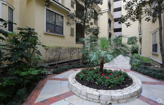 Building Photo - Built on pure bliss, 3Br