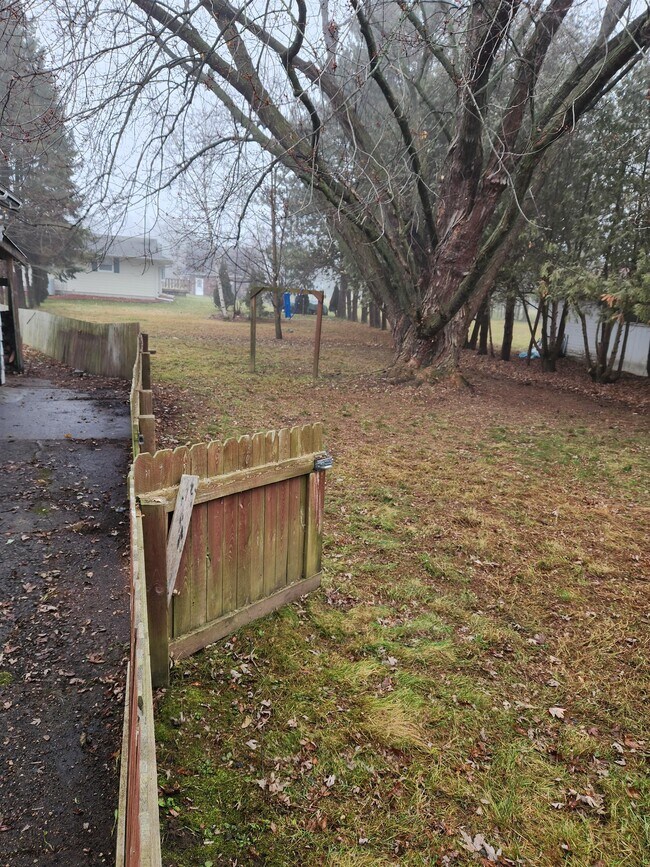 1805 5th Ave, Antigo, WI 54409 House Rental in Antigo, WI