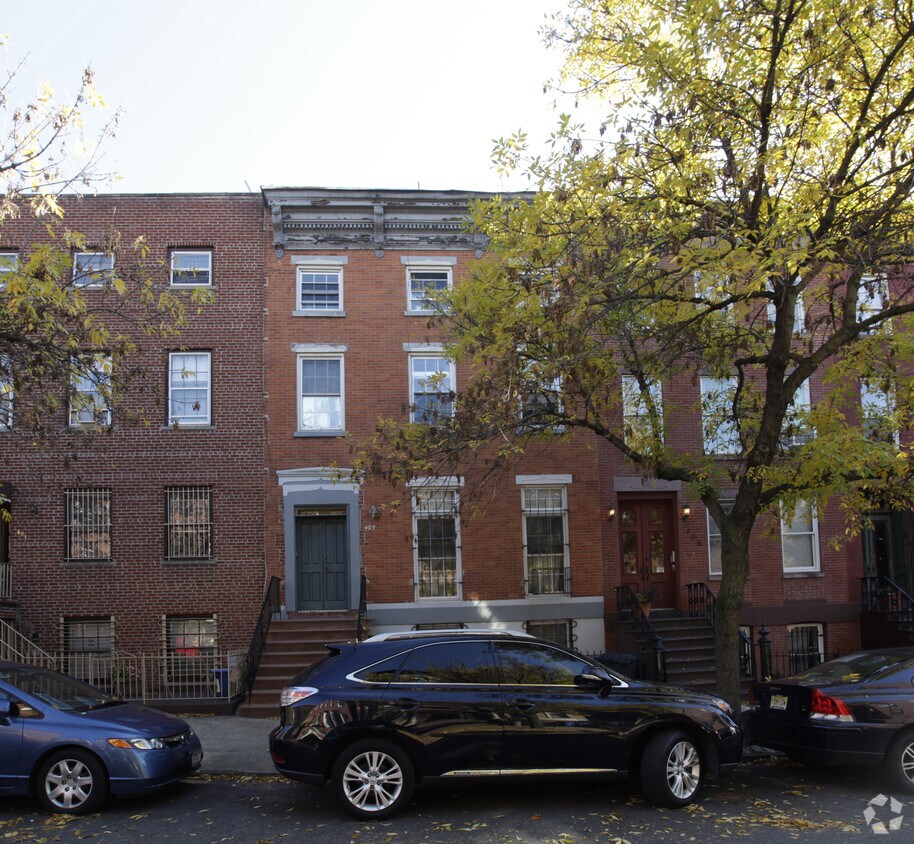Foto del edificio - 403 Adelphi St