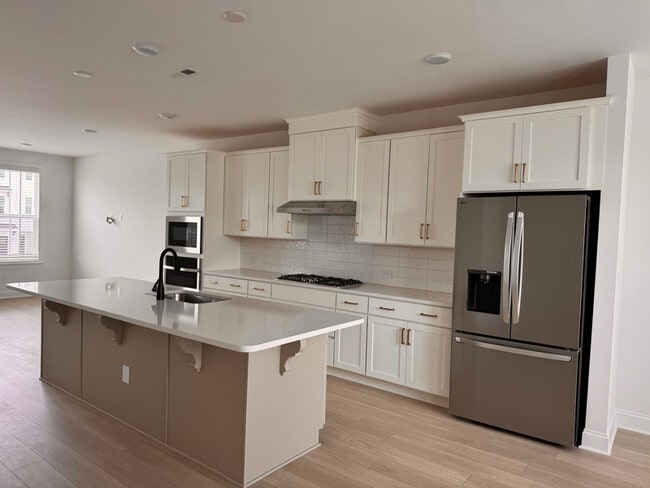 Building Photo - 9214 Delancey Ln NW
