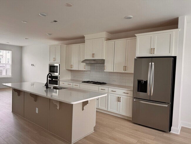Foto del edificio - 9214 Delancey Ln NW