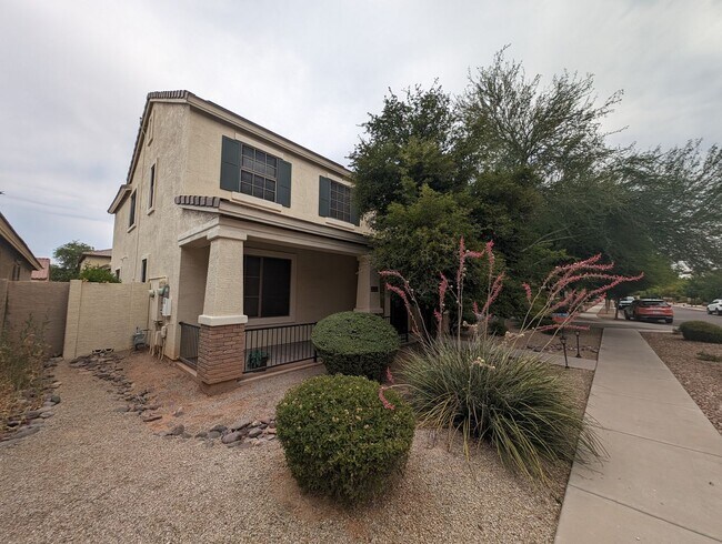 Building Photo - 4 Bedroom Home in the Lyons Gate Community...
