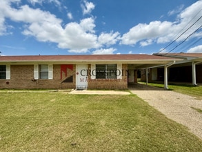 Building Photo - 12440 Cimmarron Dr