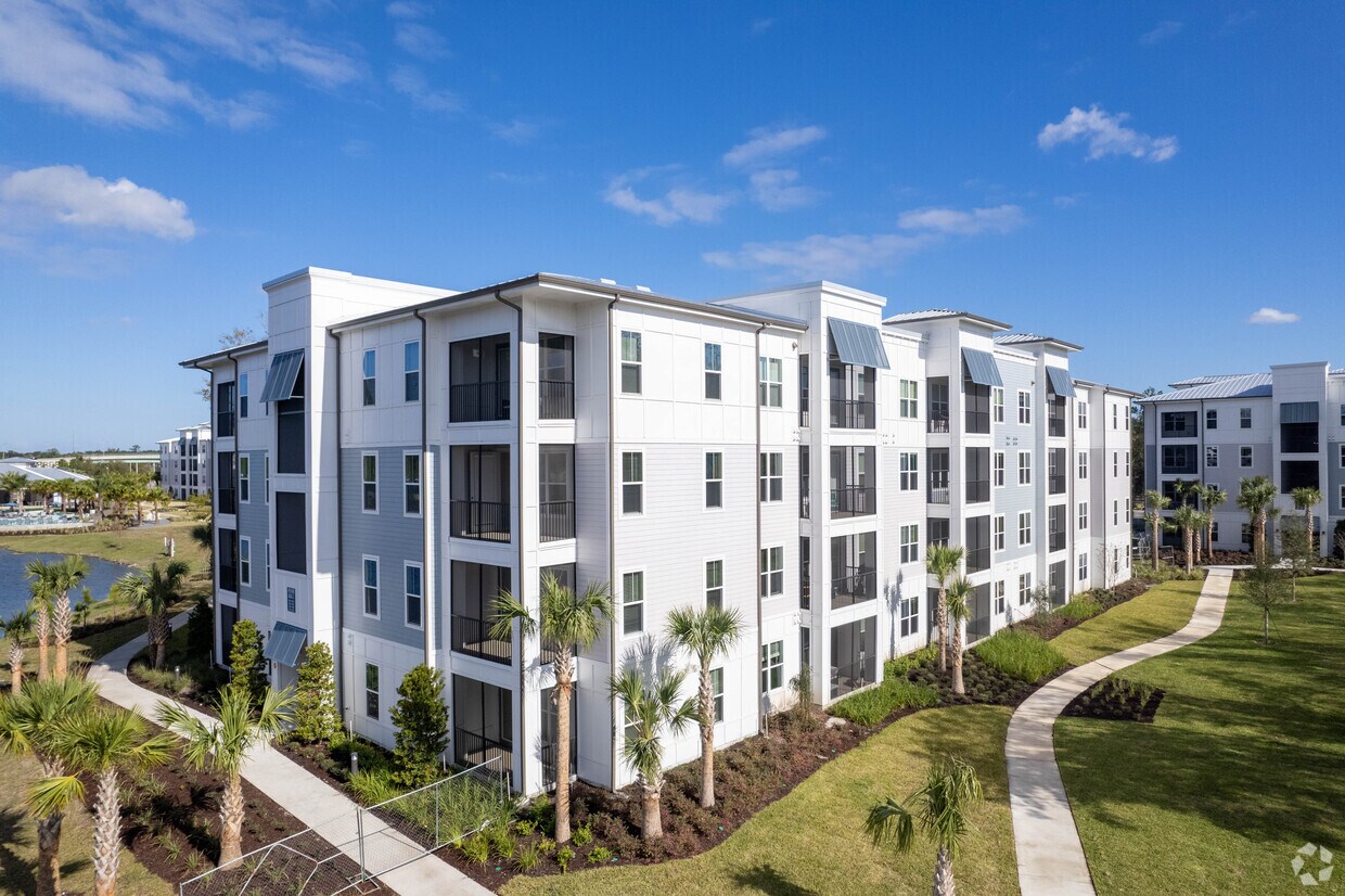 Bainbridge Avenues Walk 10598 Cordgrass Ln Jacksonville, FL