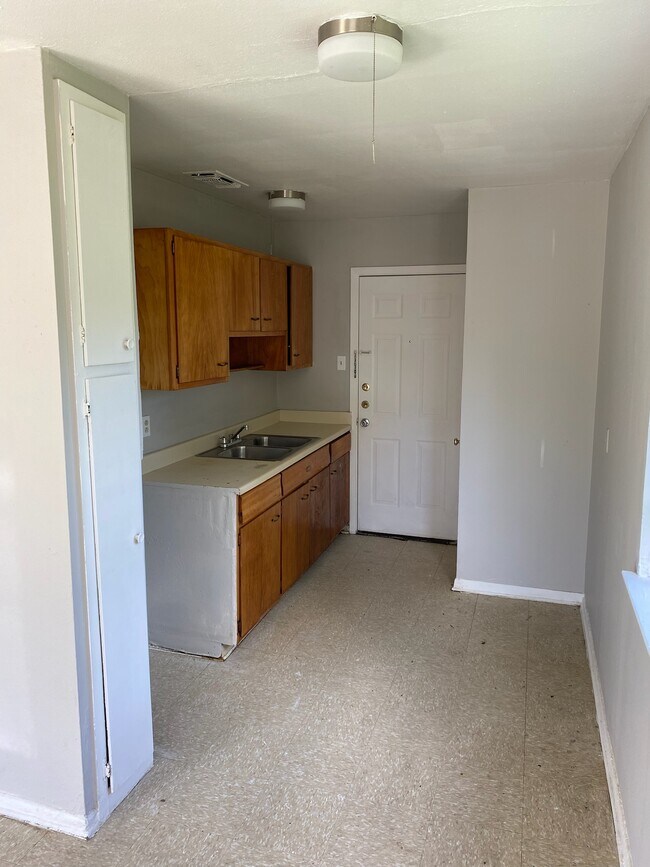 Kitchen - 8522 Barranca Ave