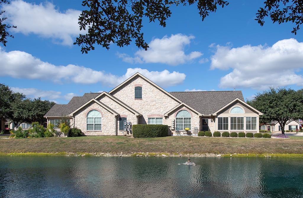 Primary Photo - 30 Wildwood Dr