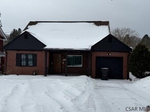 Building Photo - 315 Leila St