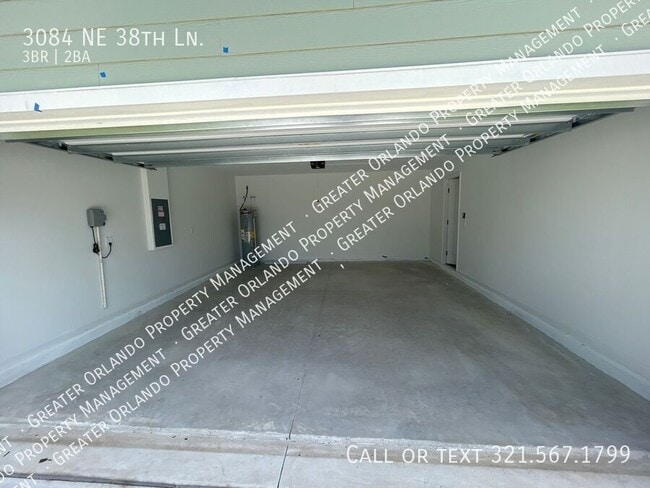 Building Photo - 3084 NE 38th Ln