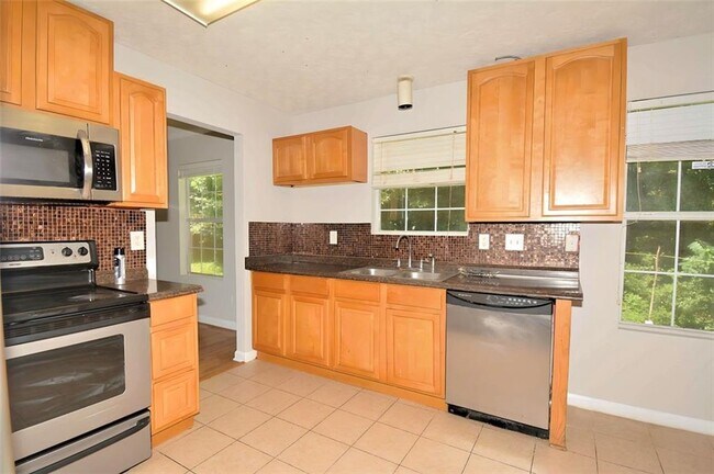 Building Photo - 2172 Cold Springs Cir