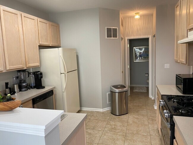 Foto del edificio - 526 Heritage Ct
