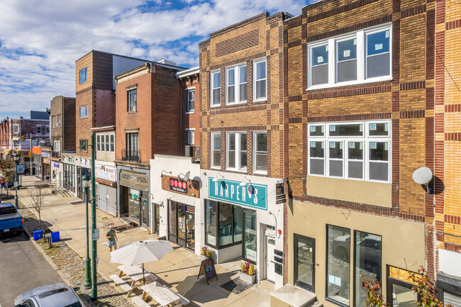 Building Photo - 2827 W Girard Ave