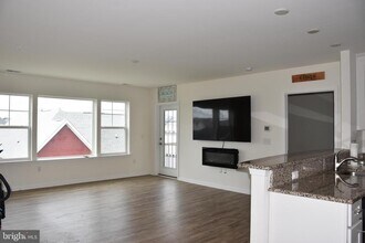 Building Photo - 20141 Riesling Ln