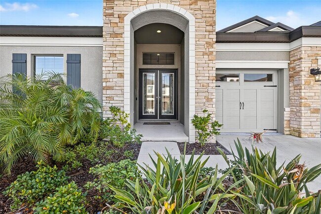 Building Photo - 14531 Woodland Spur Dr