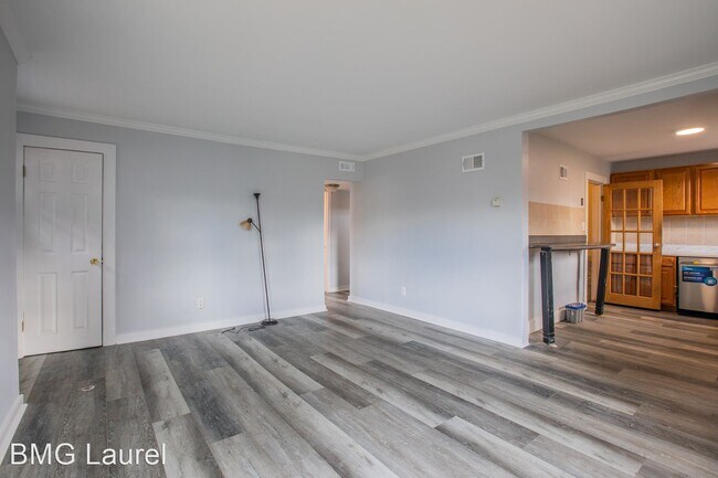 Foto del edificio - 3 br, 1.5 bath House - 13302 Williams Dr