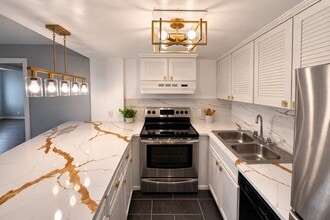 Building Photo - 7510 Hornwood Dr