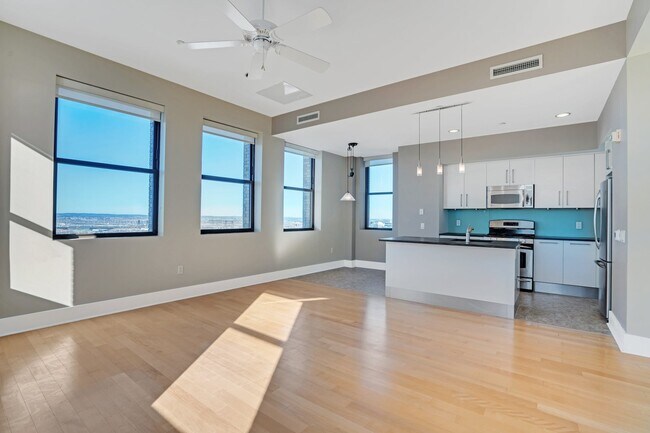 Foto del edificio - 4 Beacon Way