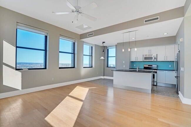 Building Photo - 4 Beacon Way