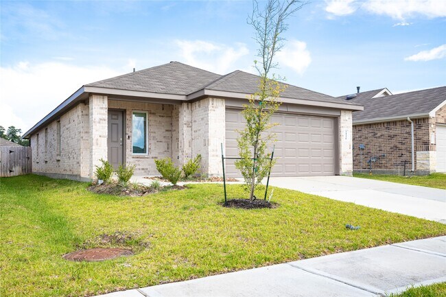 Building Photo - 24330 Saddlestone Green Dr