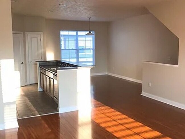 Foto del edificio - Gorgeous condo for rent