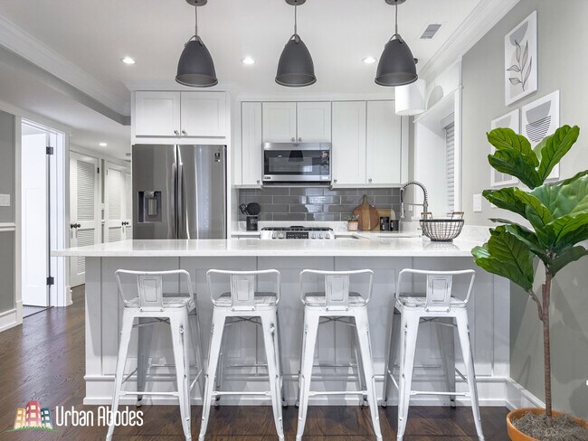 Foto del edificio - 3453 N Hoyne Ave