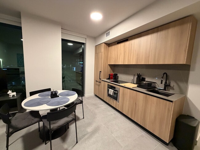 Foto del edificio - 121 NE 5th St