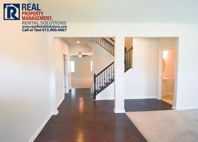 Building Photo - *PENDING* Wonderful 4BR/3.5BA+Bonus in M'b...