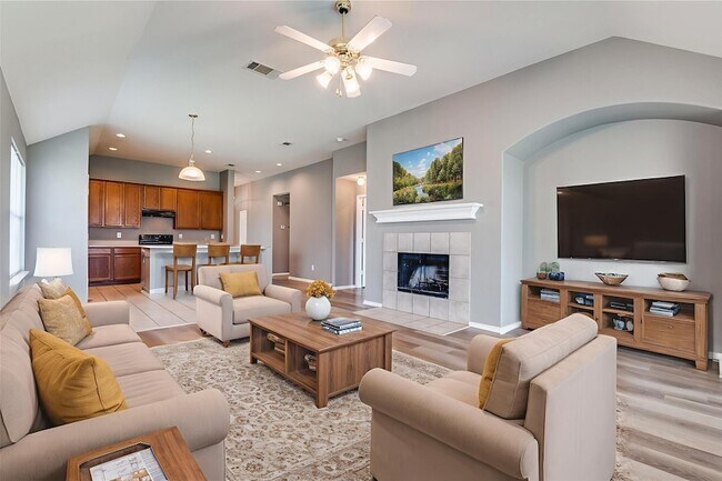 Building Photo - 7702 Decoy Dr