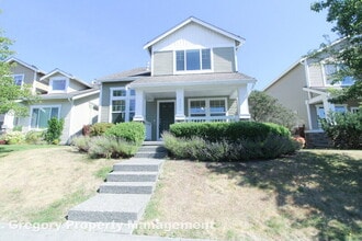 Building Photo - 2331 87th Dr NE