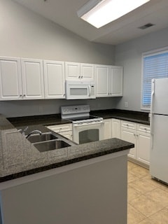 Foto del edificio - 601 N Hillside Dr