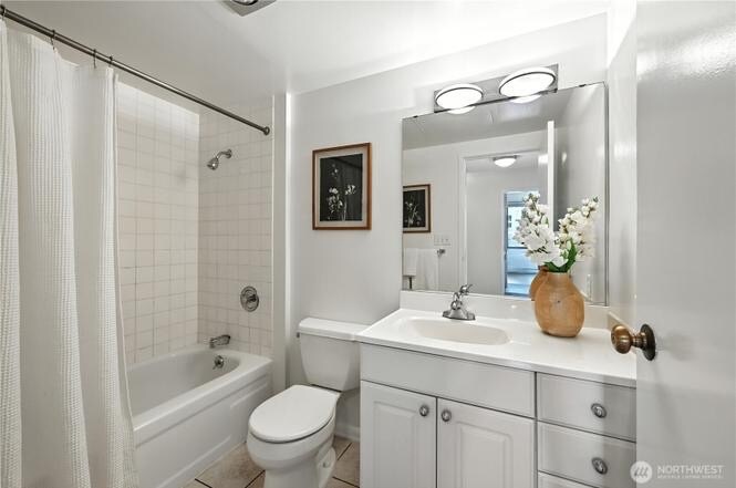 Photo - 2101 3rd Ave (Seattle, WA)