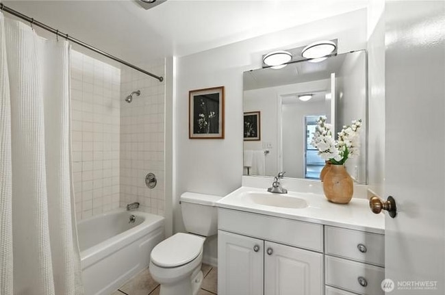 Photo - 2101 3rd Ave Apartment