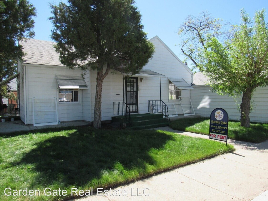 Primary Photo - 2 br, 1 bath House - 605 S David