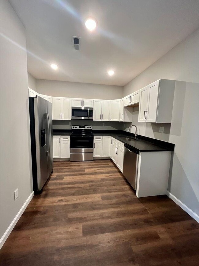 Building Photo - 111 Juniper Path