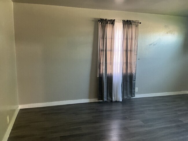 Foto del edificio - 5001-03 N 46th St
