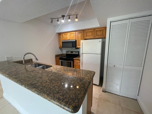 Foto del edificio - 5686 Rock Island Rd