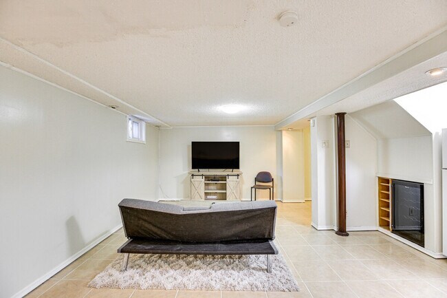 Foto del edificio - 199 S Rd