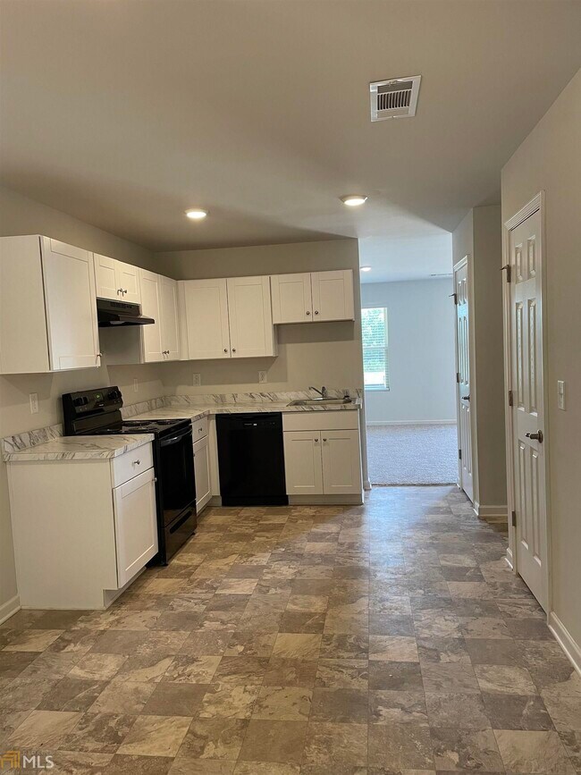 Foto del edificio - 5133 Shirley Ct