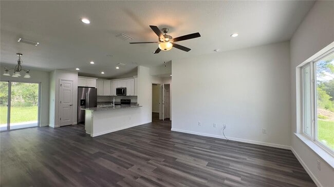 Building Photo - 122 Malauka Loop