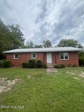 Building Photo - 10501 NC-211