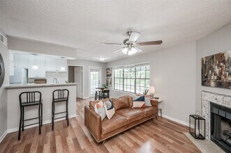 Building Photo - 12660 Ashford Point Dr