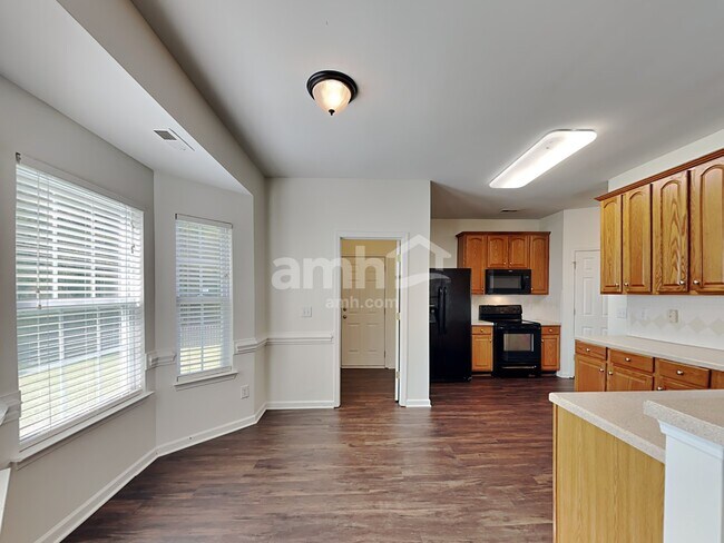 Building Photo - 7413 Sugar Maple Lane