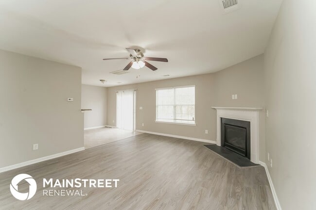 Building Photo - 9621 Pond Vista Court