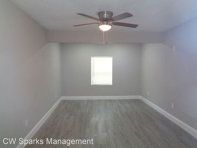 Building Photo - 4 br, 2 bath House - 609 Midvale Dr